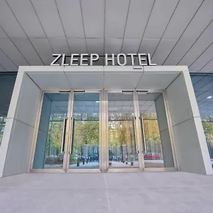 Zleep Airport מלון