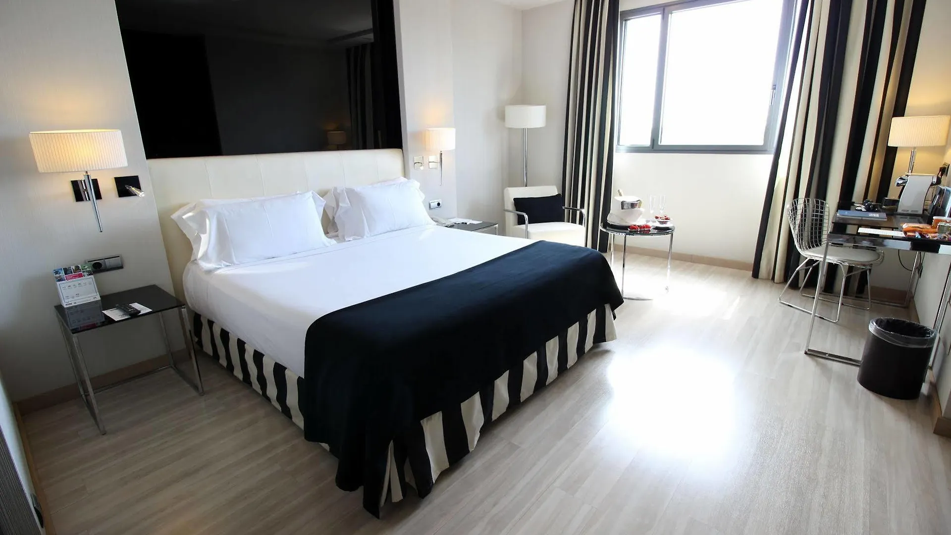 Hotel Maydrit Airport Madrid 4*,